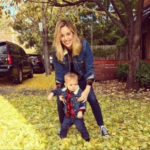 Meet your Posher, Aprille